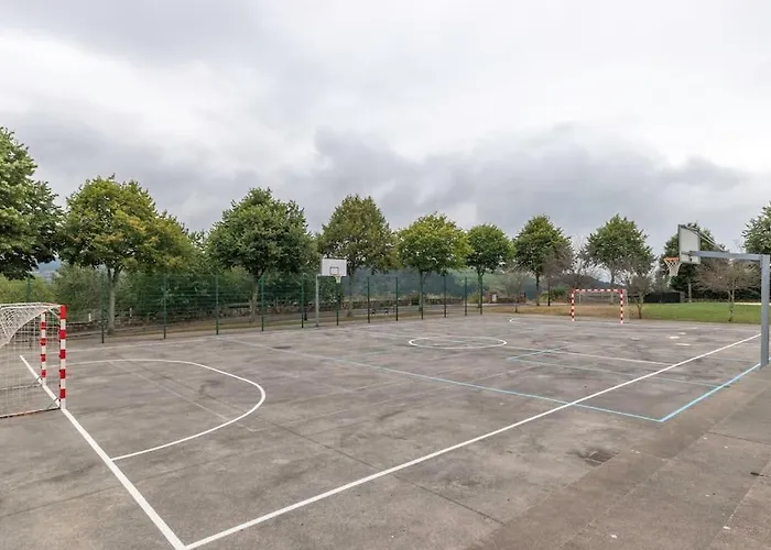 Caserio Entre Bilbao Y Urdaibai Morga