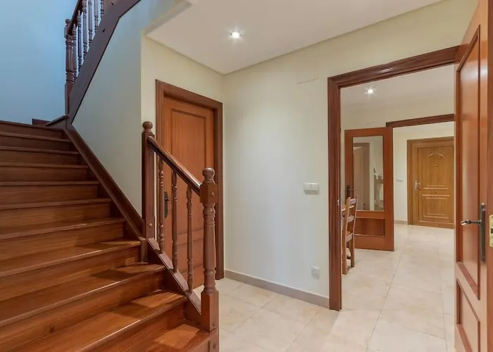 Caserio Entre Bilbao Y Urdaibai * Morga