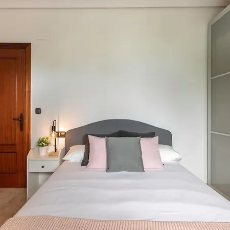 Caserio Entre Bilbao Y Urdaibai Morga